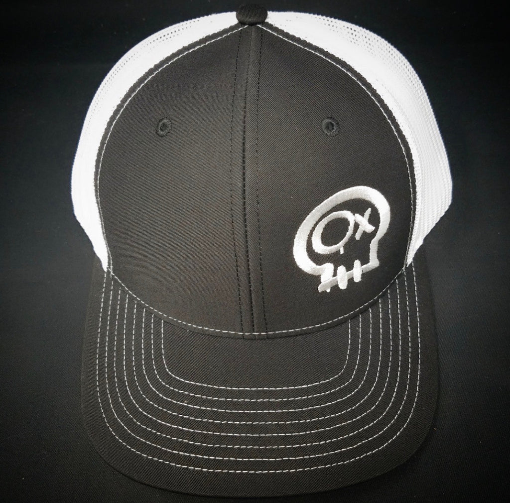 Nomad sKull Trucker Hat